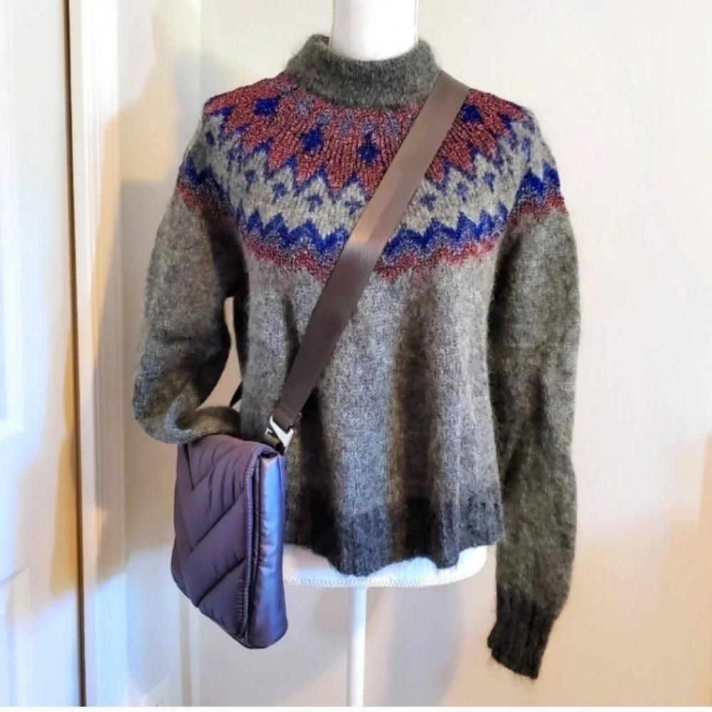 Caraa X Athleta Foldover Seatbelt‎ Handle Crossbody Shoulder Bag